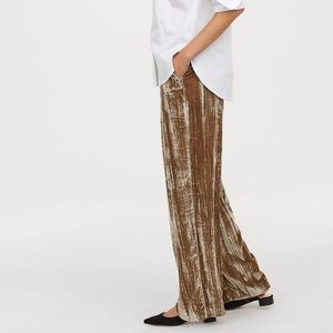 Velvet trousers